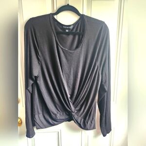 Derek Heart 3x black flowy gathered front top for fall